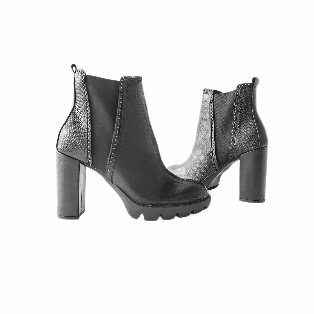 Piaf Stud