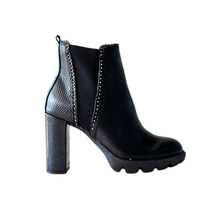 Piaf Stud