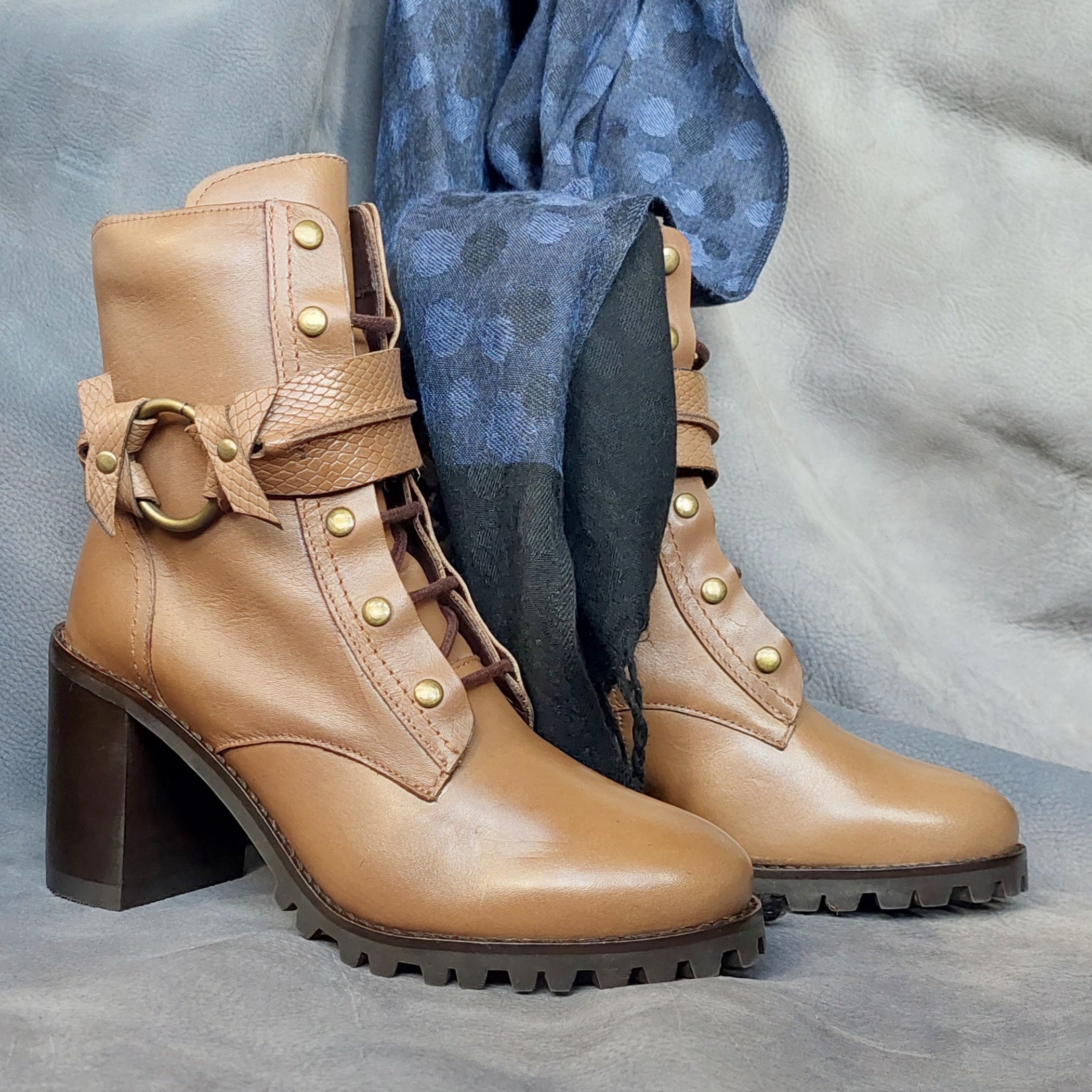 Boots / BOTAS